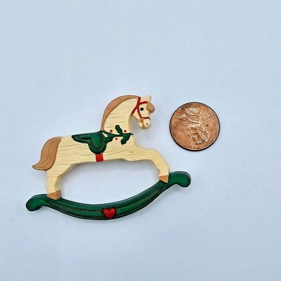Hallmark Rocking Horse Brooch Vintage 1989 Christmas B5582 Hobby Horse Pin - Picture 3 of 10